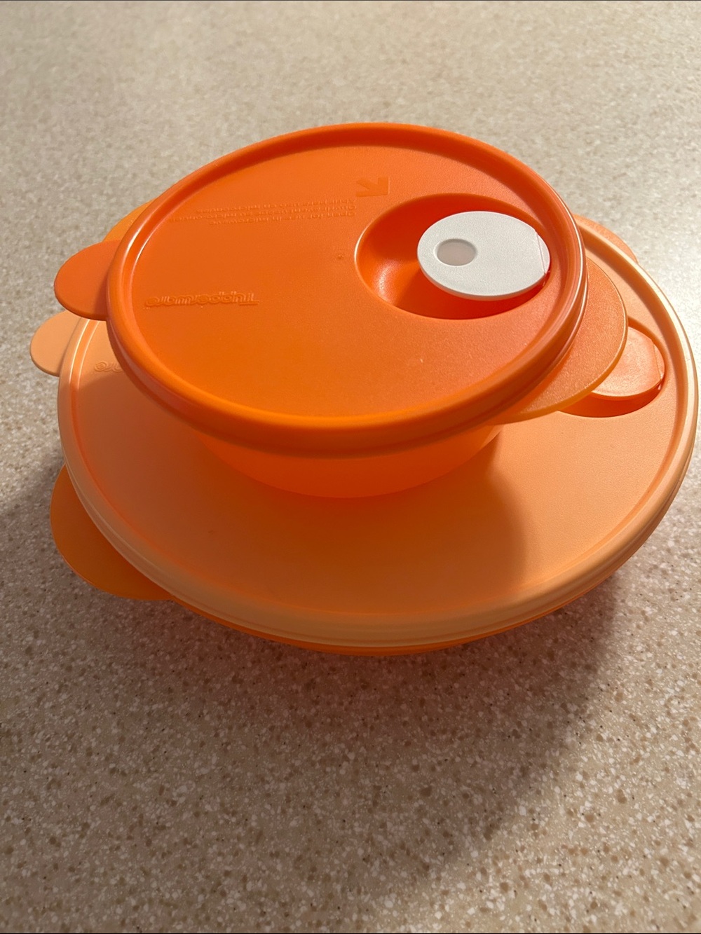 Tupperware Bright Orange Microwave Steamer Set with Vent Lid